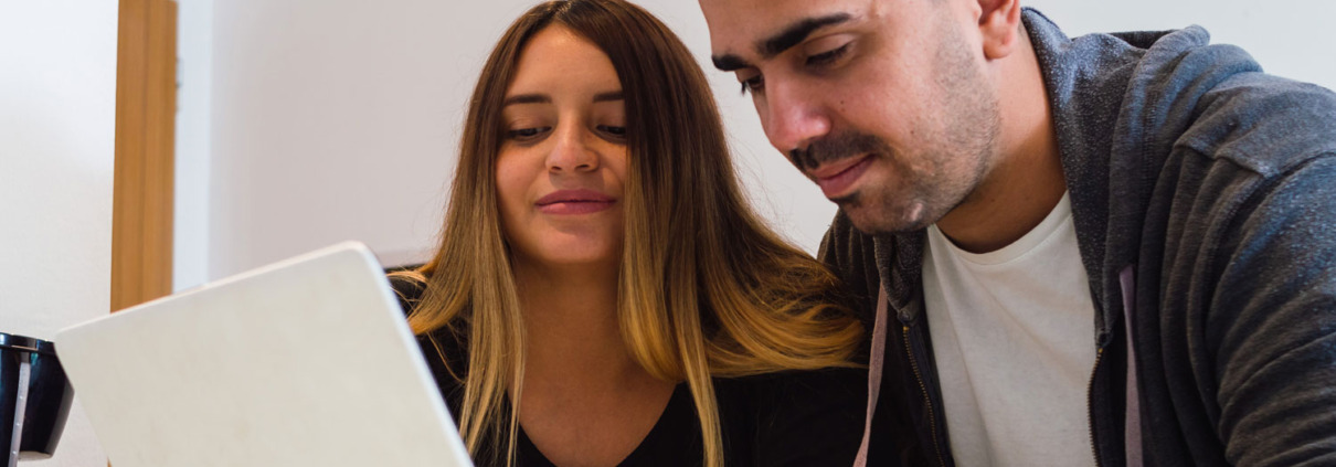 Pre-Cana Course Couple surfing the web together